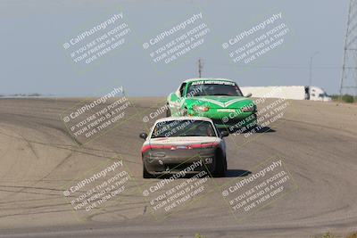 media/Apr-30-2022-CalClub SCCA (Sat) [[98b58ad398]]/Group 5/Race (Outside Grapevine)/